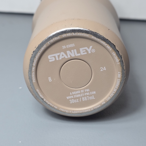 Stanley 30oz IceFlow Flip Straw Insulated Stainless Steel Tumbler Almond Rose - Picture 13 of 13